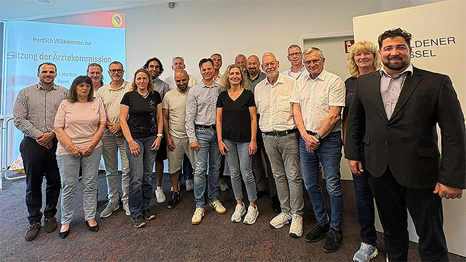 Die Mitglieder der Ärztekommission auf einem Gruppenbild